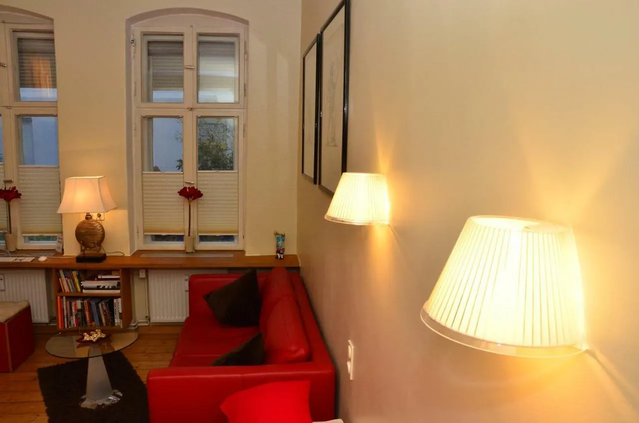 Zentral Gelegen - Stilvolles Appartment In Moabit Berlin 0*,